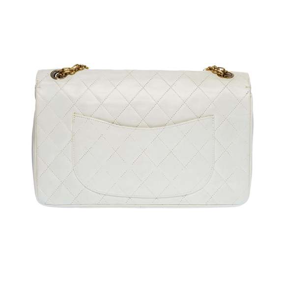 CHANEL Timeless/Classic double Flap shoulder bag in white quilted lambskin, GHW - Picture 2 of 10